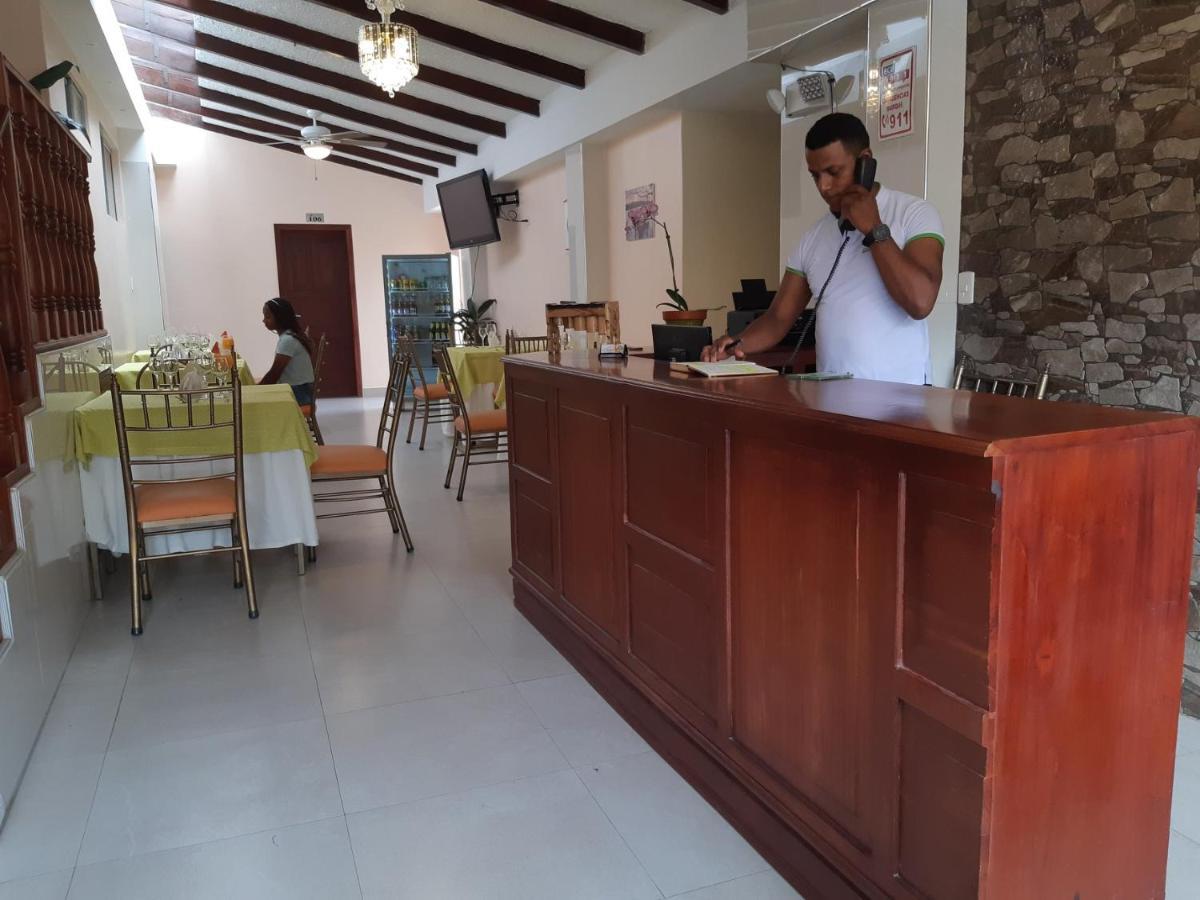Hotel Cayapas エスメラルダス エクステリア 写真